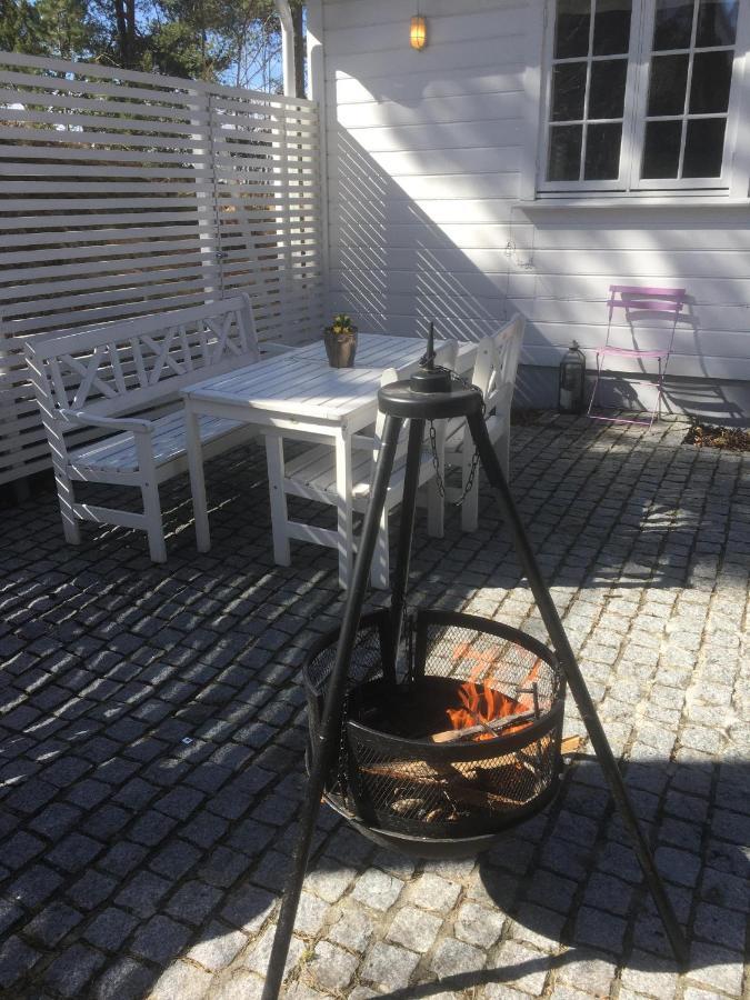 Leilighet I Sorlandshus I Son - Sjoutsikt - Naer Son Spa Exterior photo